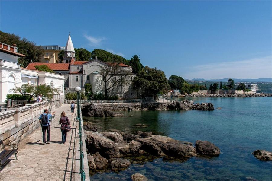 Apartment Petra Opatija Exterior photo